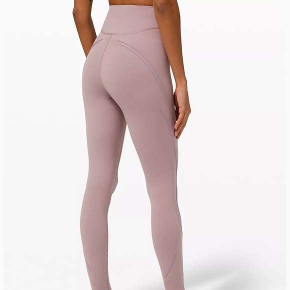 Lululemon get in line leggings - Picture 4 of 5